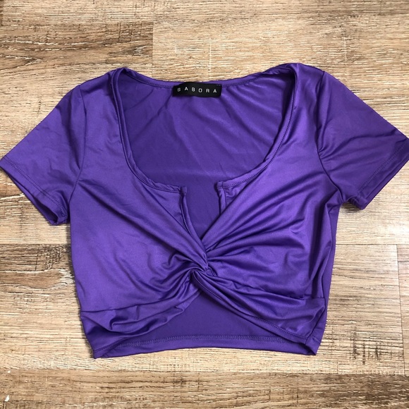 Tops - 💜Y2K croptop💜
